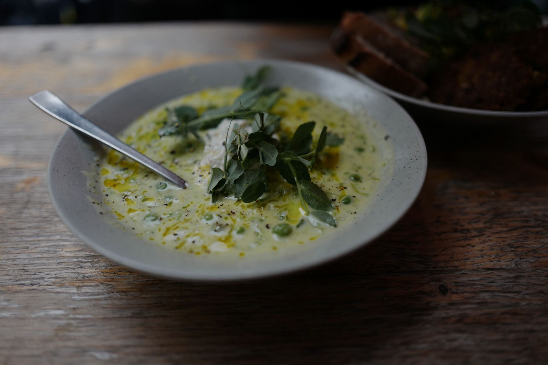 Lentil soup is packed with proteins. (Image via Unspalsh/ Sofia Lyu)