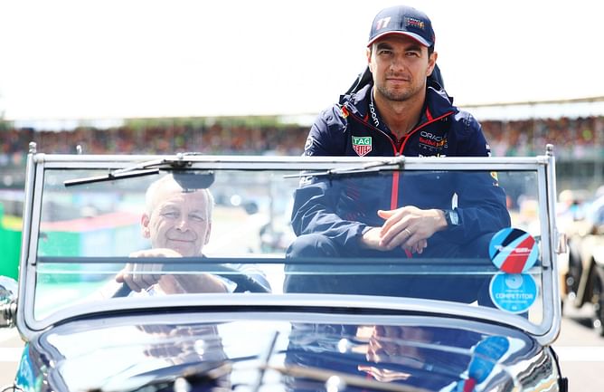 Sergio Perez urges Spanish people to “enjoy the great moment” watching Fernando Alonso and Carlos Sainz racing together in F1