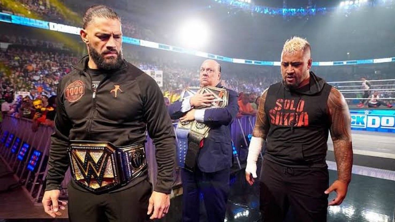 WWE सुपरस्टार्स रोमन रेंस, पॉल हेमन और सोलो सिकोआ 