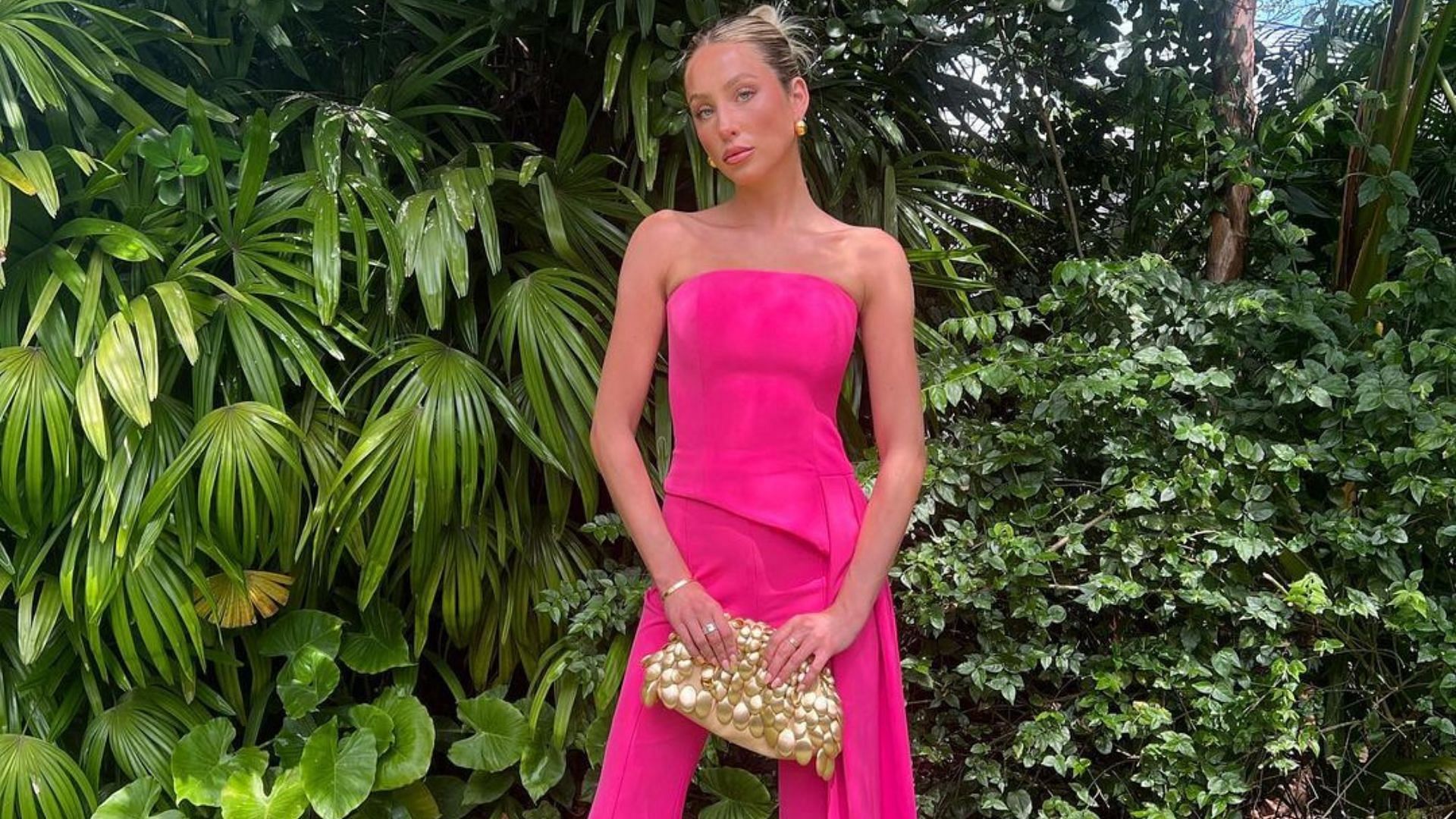 Alix Earle’s Barbie premiere fit check has fans fawning in her comments