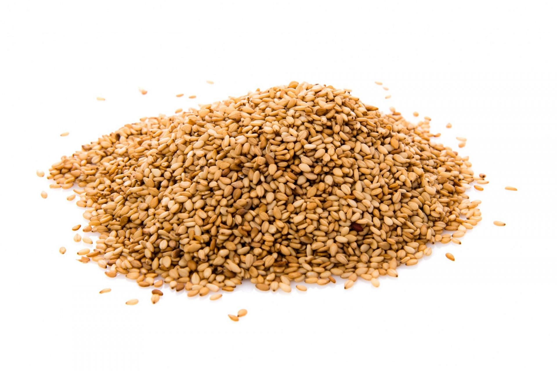 Fenugreek contains ethyl acetate. (Photo via freepik/luis_molinero)