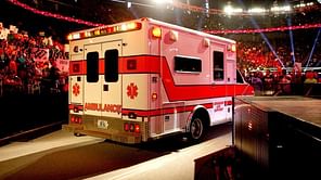 WWE Raw में खतरनाक हमले के बाद मौजूदा चैंपियन की इंजरी को लेकर आया अपडेट, रिपोर्ट में हुआ बड़ा खुलासा