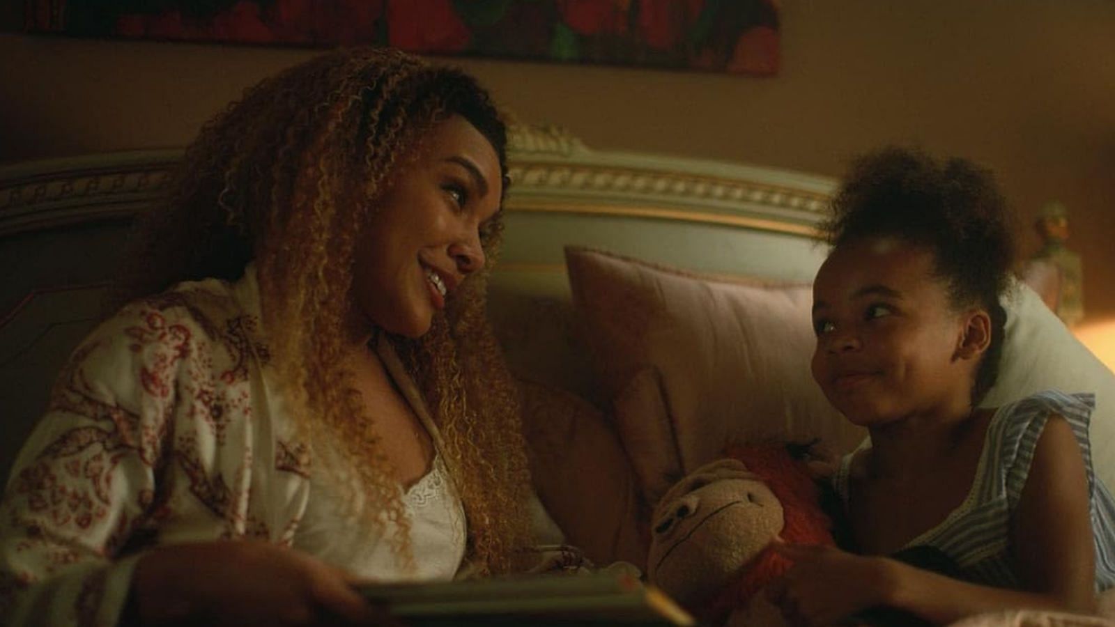 Emmy Raver-Lampman and Coco Assad as Allison and Claire in The Umbrella Academy (Image via IMDb)