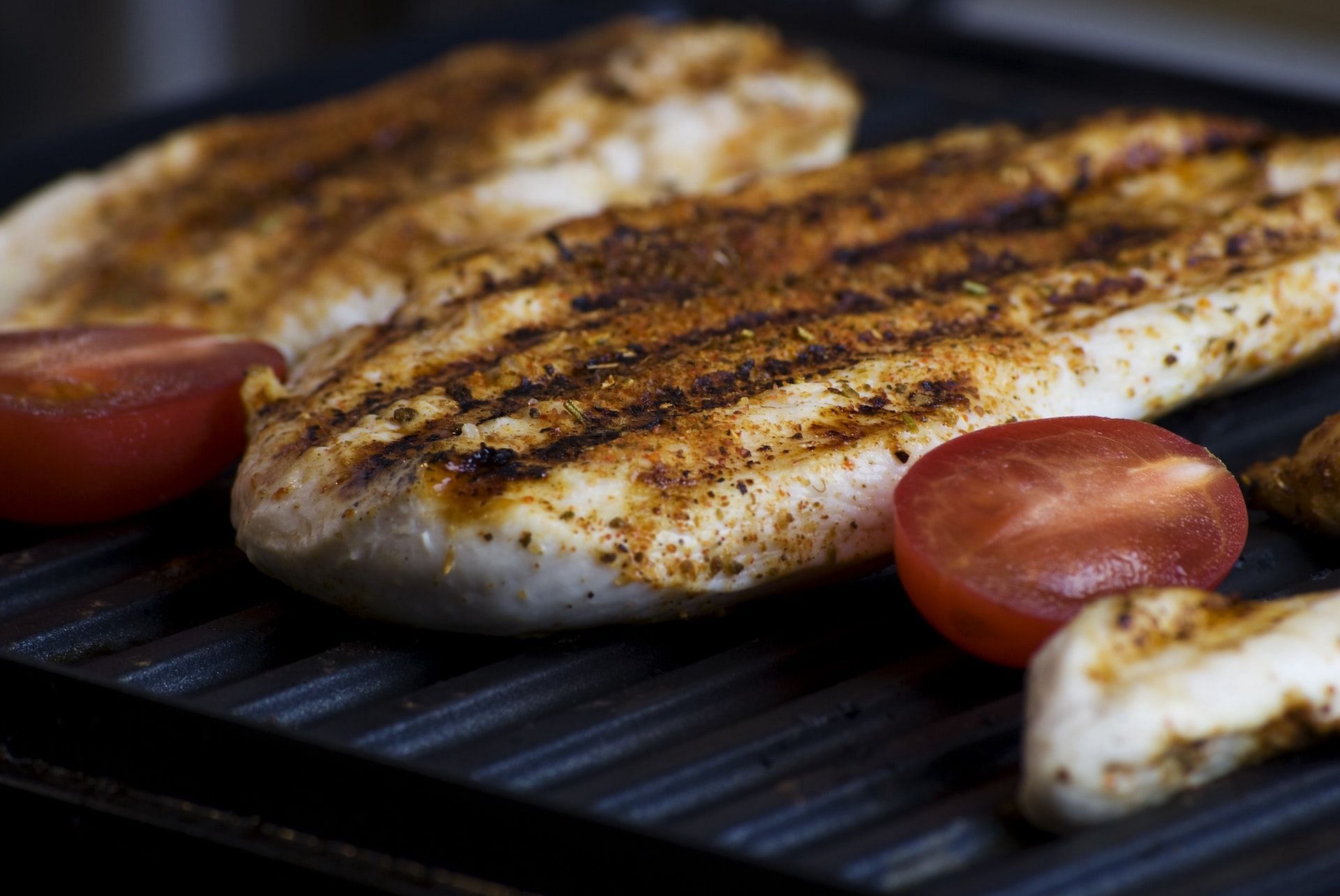 Chicken breast. (Image via Pexels/ Pixabay)