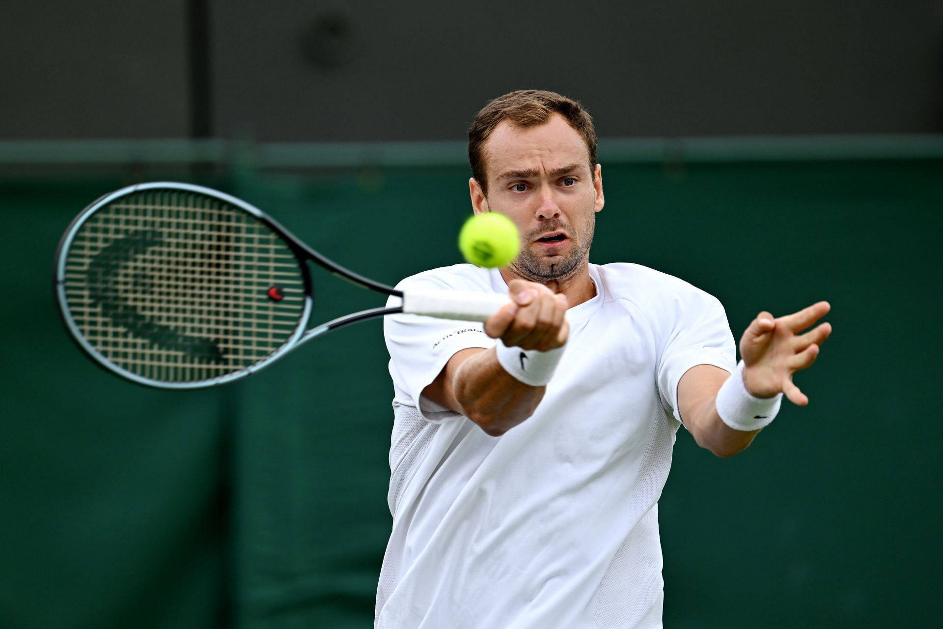 Roman Safiullin at the 2023 Wimbledon