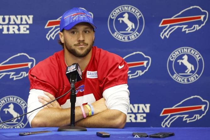 NFL analyst challenges Josh Allen to overcome last season’s ‘alarming’ performances in 2023 - “He has the most to prove”
