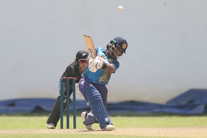 SL-W vs NZ-W : श्रीलंका की टी20 मैच में ऐतिहासिक जीत, अट्टापट्टू की तूफानी पारी से पहली बार न्यूजीलैंड को हराया