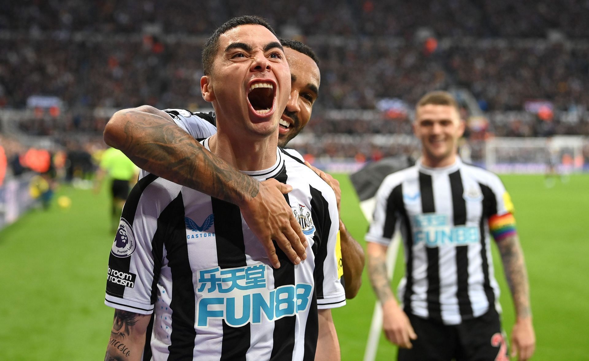 Newcastle United v Aston Villa - Premier League