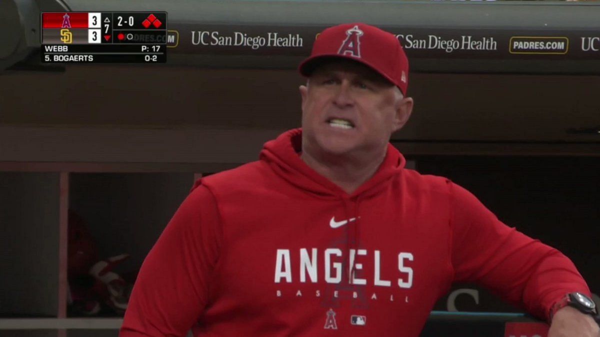 Angels manager Nevin ejected in 6th against Astros after yelling at home  plate umpire West & SoCal News - Bally Sports