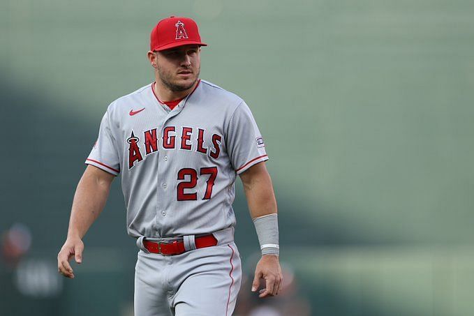 Mike Trout can't catch break with latest injury