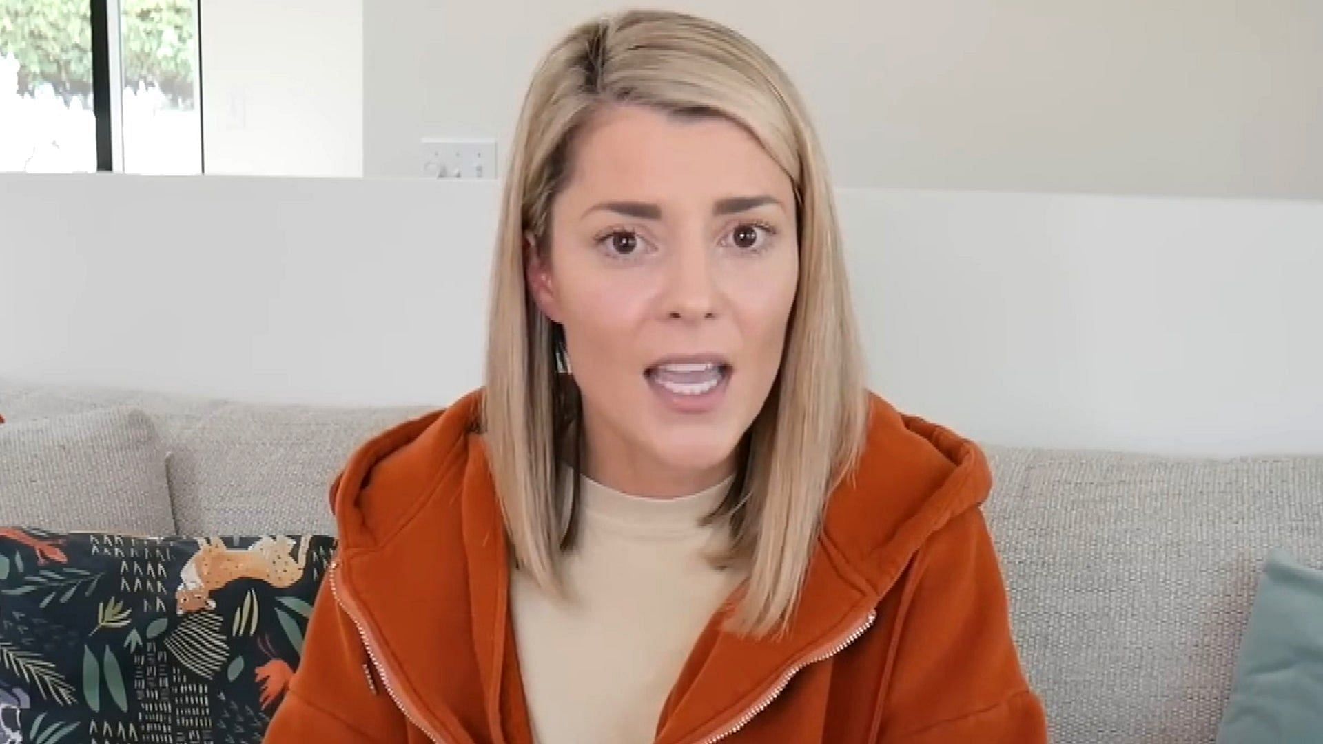 YouTuber garners support from social media users and fans as she revealed about her cancer diagnosis through a YouTube video. (Image via YouTube)