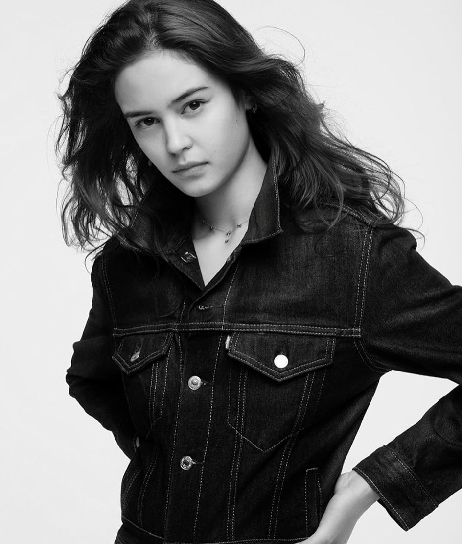 Courtney Eaton as Teen Lottie