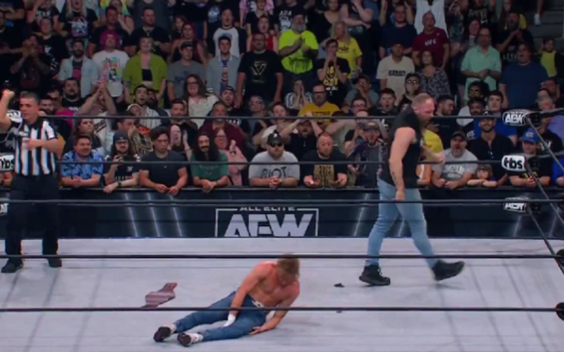 Jon Moxley attacked Orange Cassidy following his title bout on Dynamite