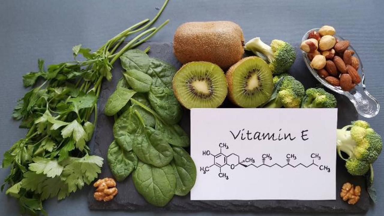 Vitamin-E (Image via Getty Images)