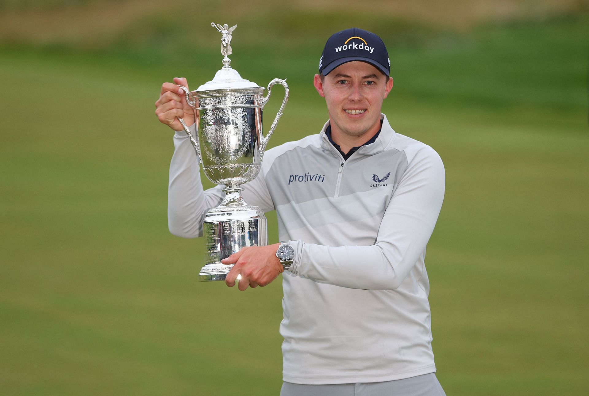 Matt Fitzpatrick with the US Open trophy, 2022 (via Getty Images)