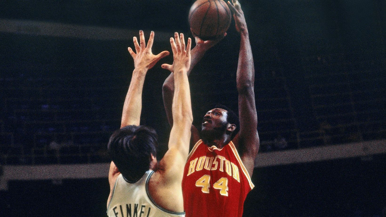 Elvin Hayes was one of the best power forwards to ever play in the NBA.