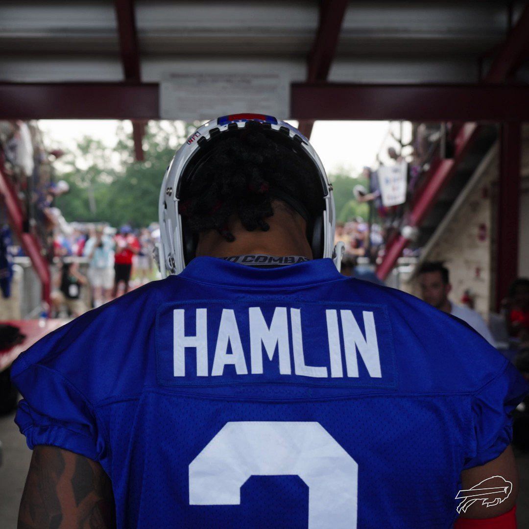 Inside the Bills' emotional day with Damar Hamlin, 430 miles away