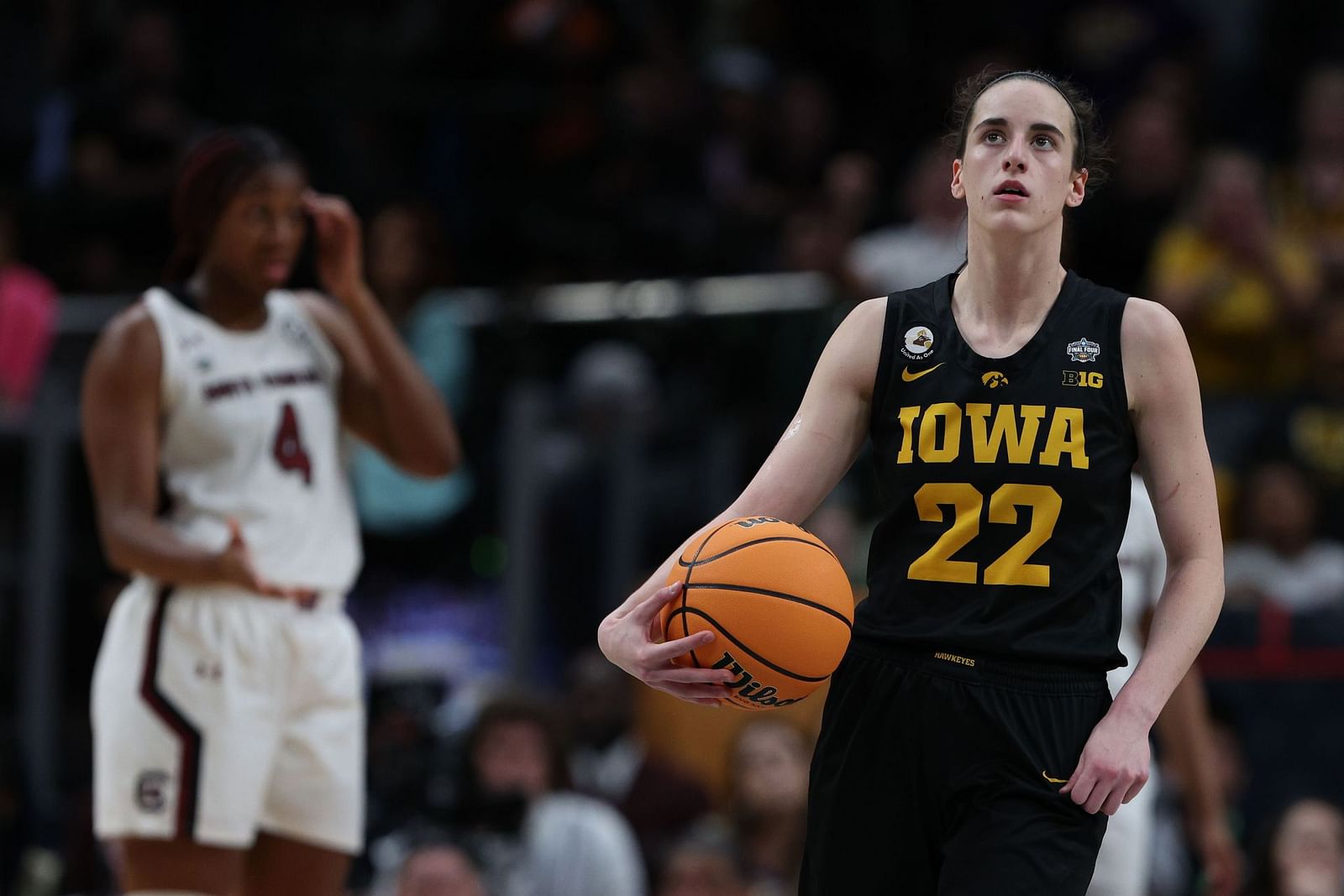 Watch: Basketball star Caitlin Clark tees off at the John Deere Classic ...