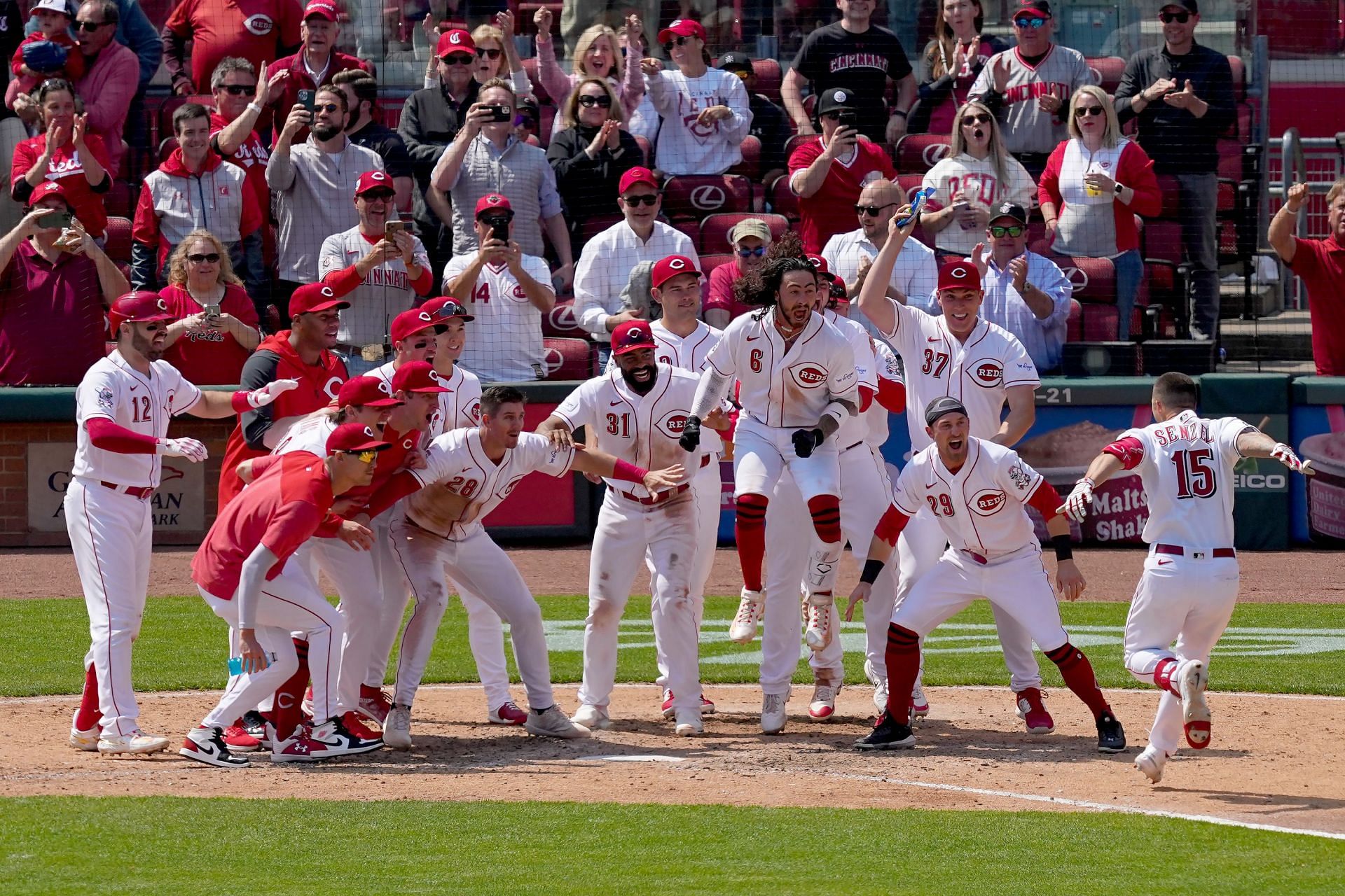 Texas Rangers v Cincinnati Reds