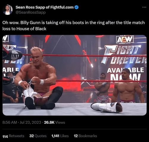 Billy Gunn unlacing his boots