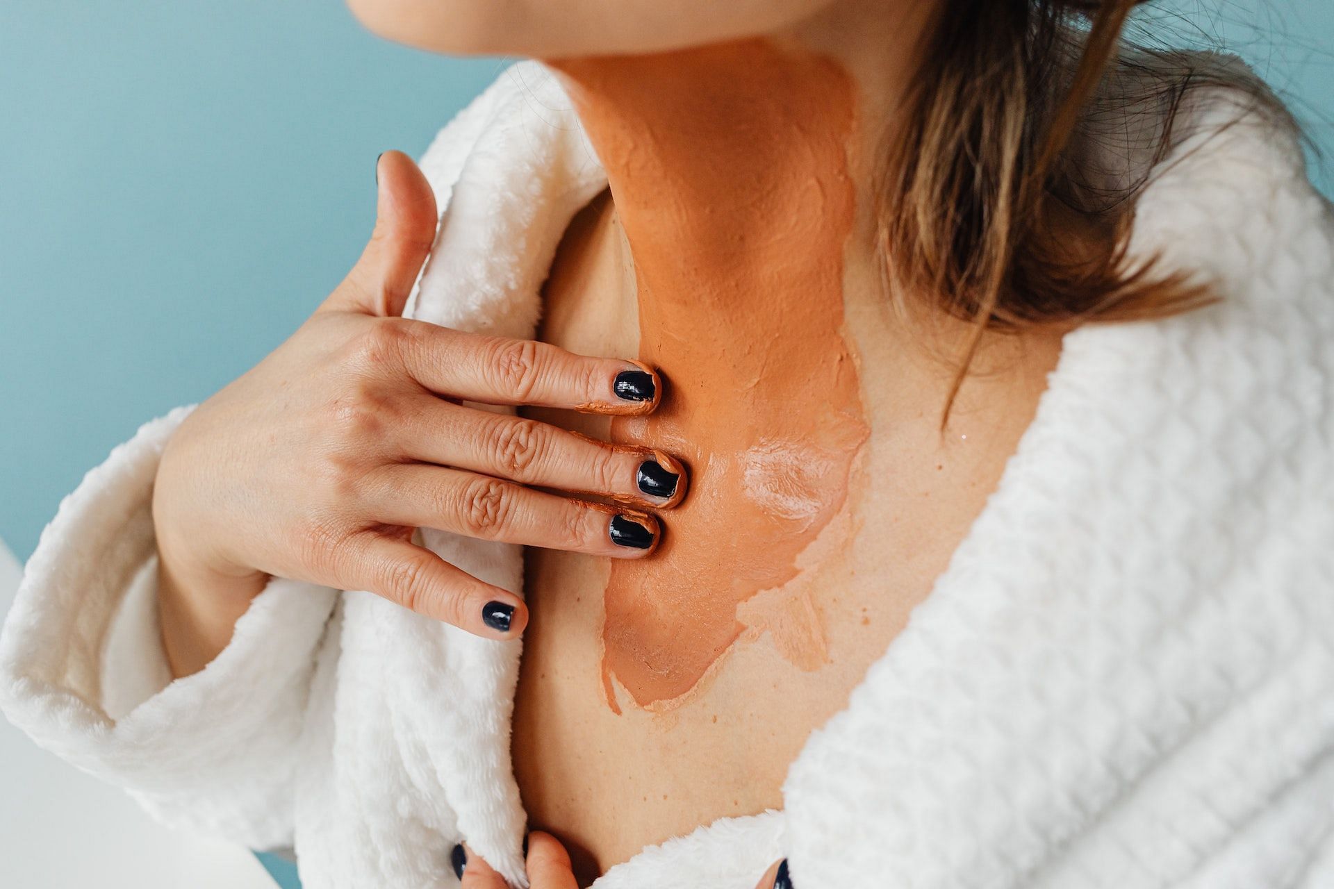 Antifungal ointments can reduce skin discoloration. (Photo via Pexels/Karolina Grabowska)