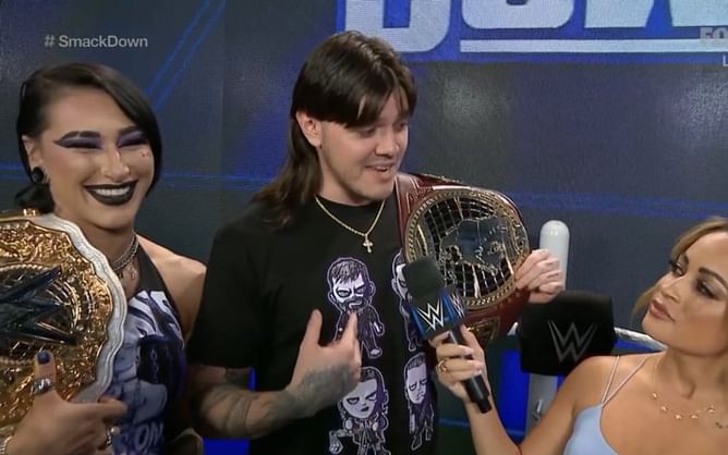 Retired WWE legend returns to SmackDown after almost 5 months to put Dominik Mysterio in a title match