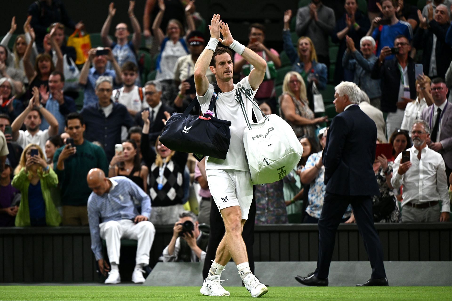 Andy Murray takes on Stefanos Tsitsipas at Wimbledon 2023