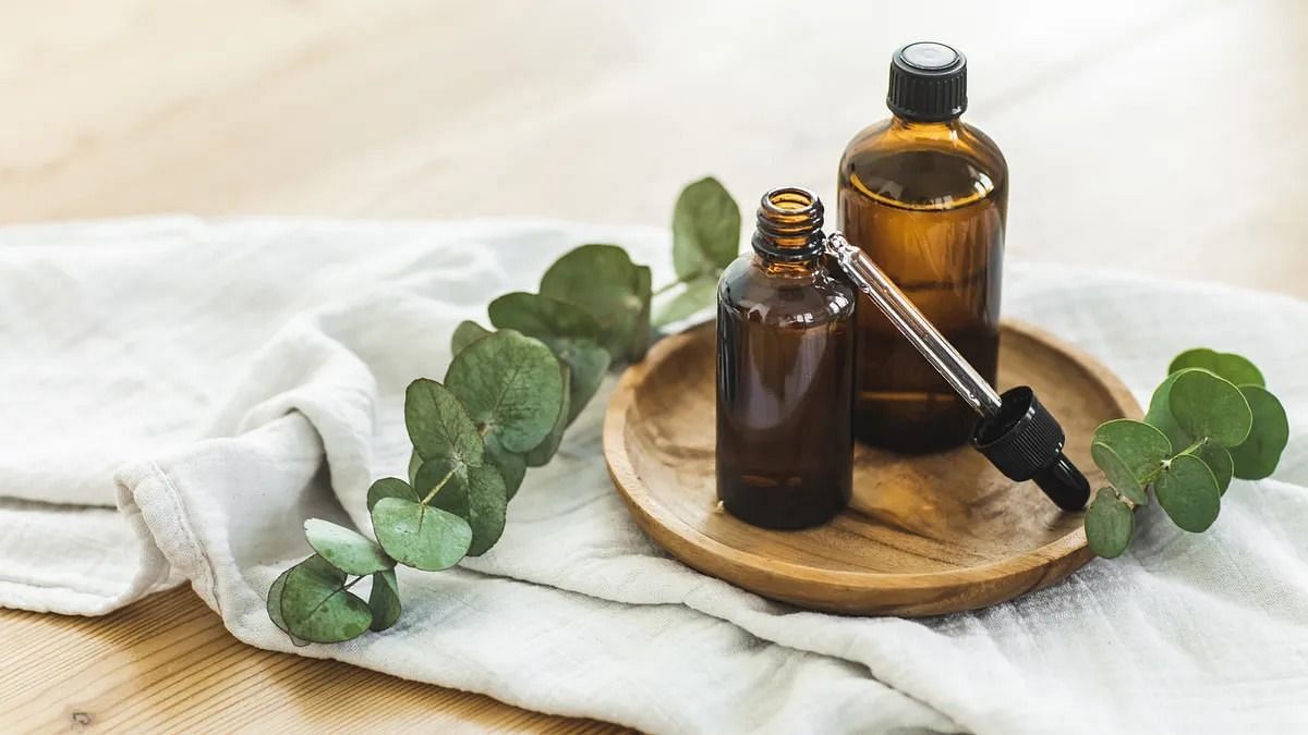 Essential oils for anxiety (Image via Getty)