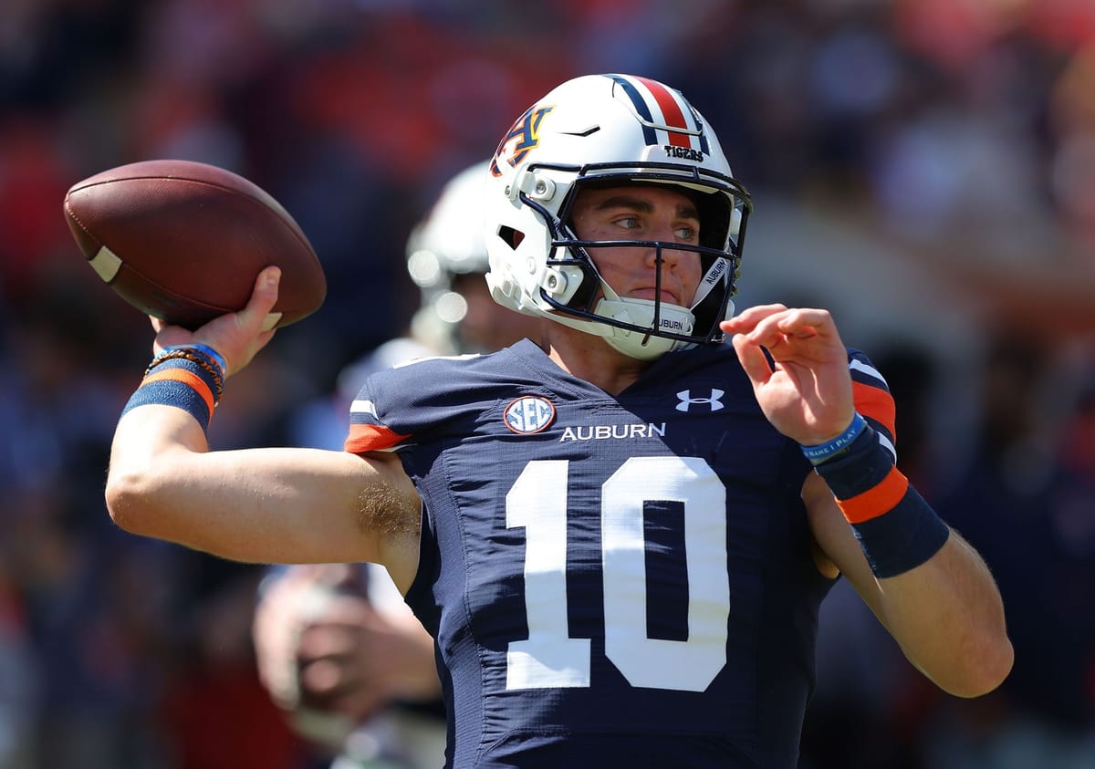 Bo Nix NIL deal How much does the Oregon sensation make? List of all