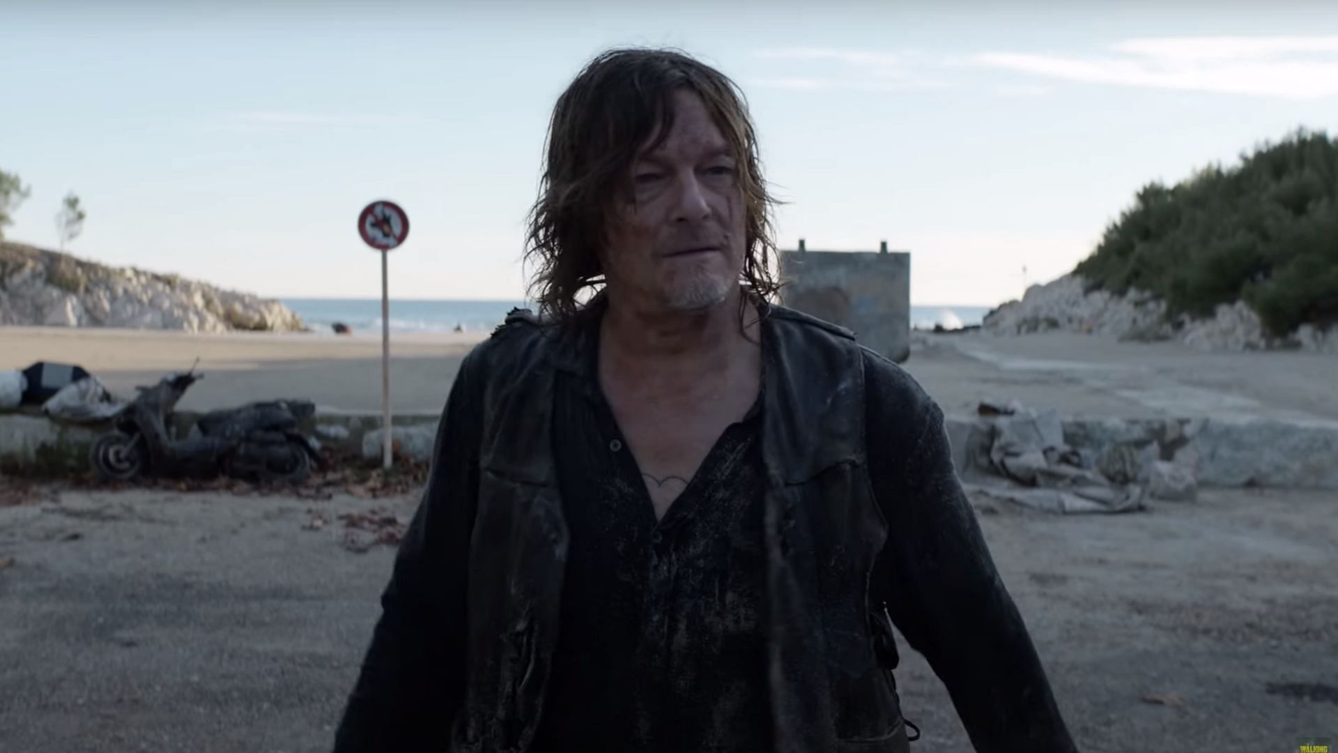 Daryl Dixon of The Walking Dead is arriving in Paris in a new teaser (Image via AMC)