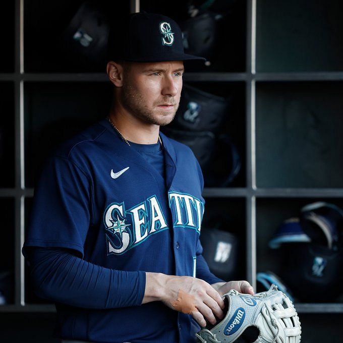 Outfield prospect Cade Marlowe joins Mariners' traveling party for playoffs, Mariners