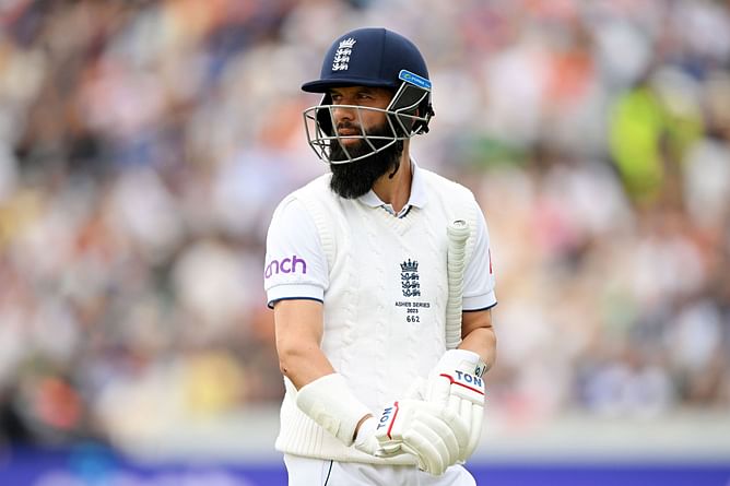 "A cult hero making a surprise cameo at the Royal Rumble" - Twitter reacts to England's promotion of Moeen Ali at No.3 in 3rd Ashes Test