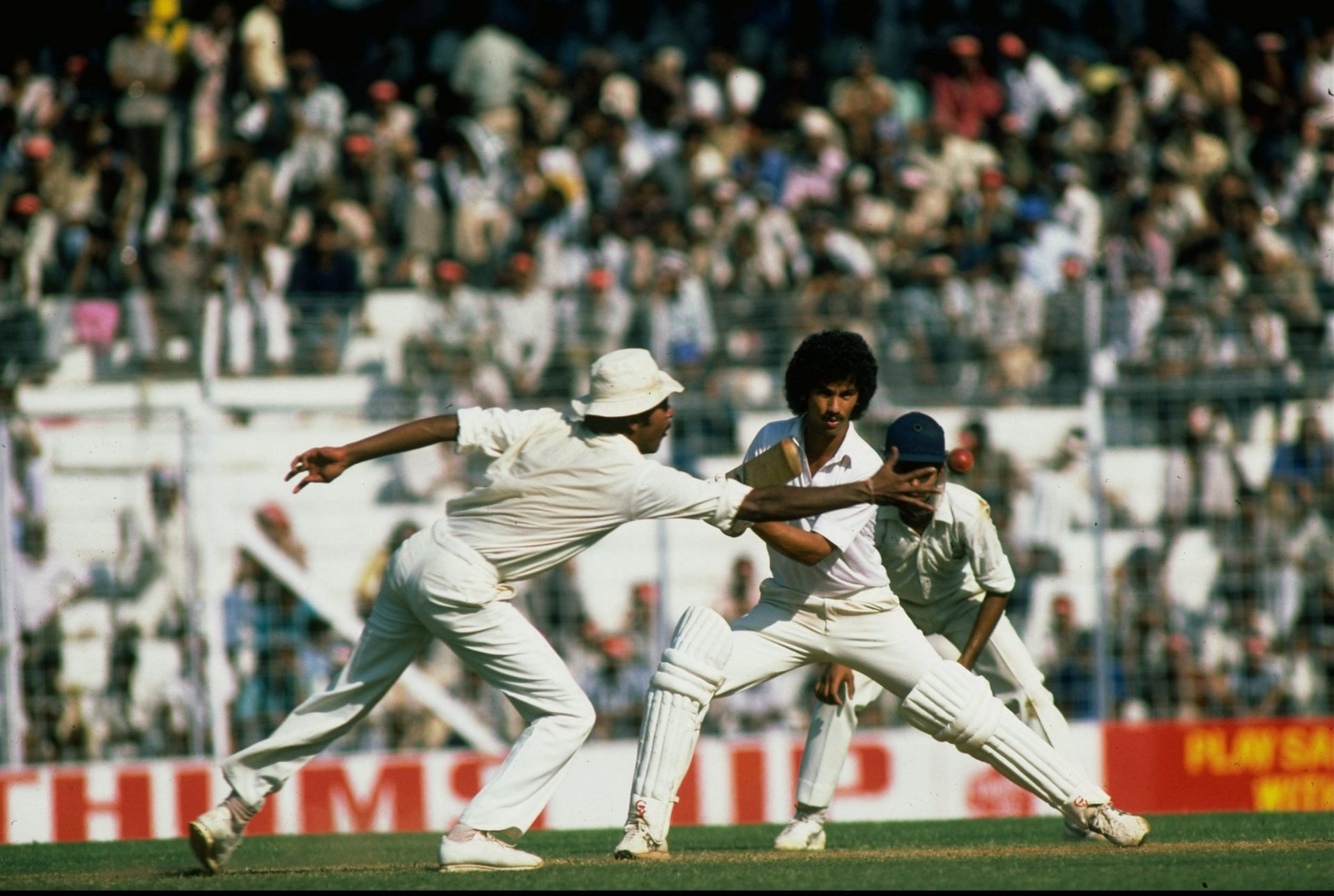Larry Gomes during a Test vs India at Eden Gardens.