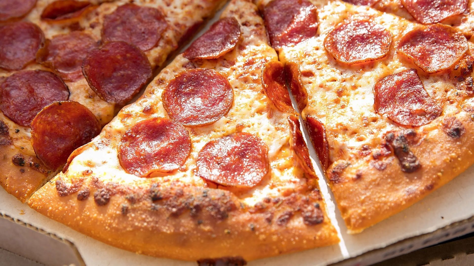 Pizza Hut brings back its &quot;$10 Any Pizza deal&quot; to stores in Dallas, Texas (Image via Jeff Schear / Pizza Hut / Getty Images)