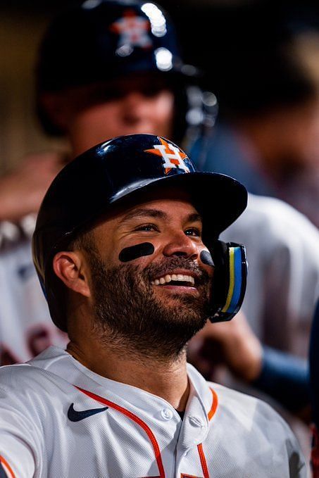 Houston, TX, USA. 17th July, 2015. Houston Astros outfielder L.J. Hoes #0  swings for an RBI single to right field during the MLB baseball game  between the Houston Astros and the Texas