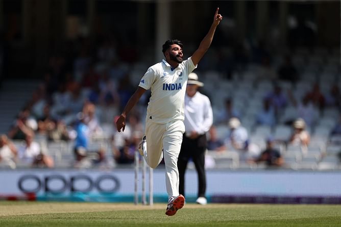 WI vs IND : 'मोहम्‍मद सिराज कब ज्यादा खतरनाक गेंदबाज बन जाते हैं', भारत के पूर्व दिग्‍गज क्रिकेटर ने किया खुलासा