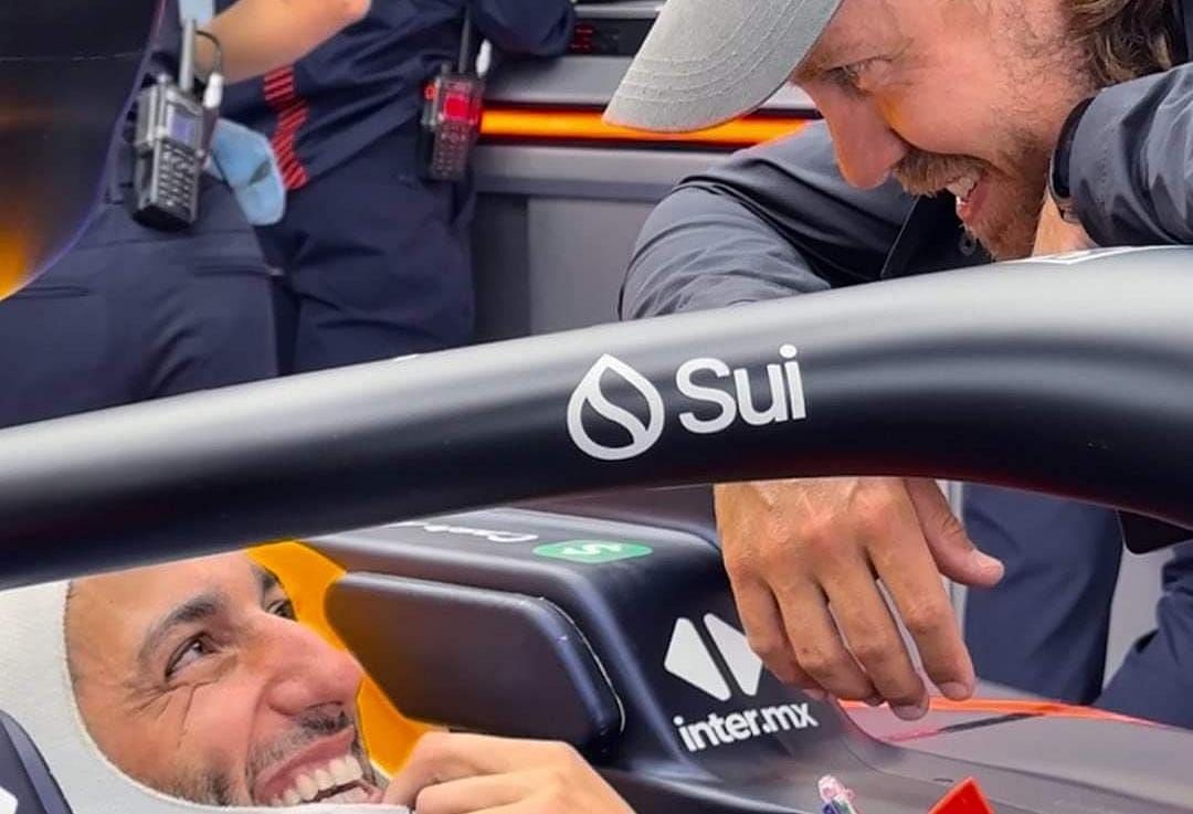 Daniel Ricciardo meets Sebastian Vettel during a Red Bull test at Silverstone (Photo by Mark Thompson/Getty Images)