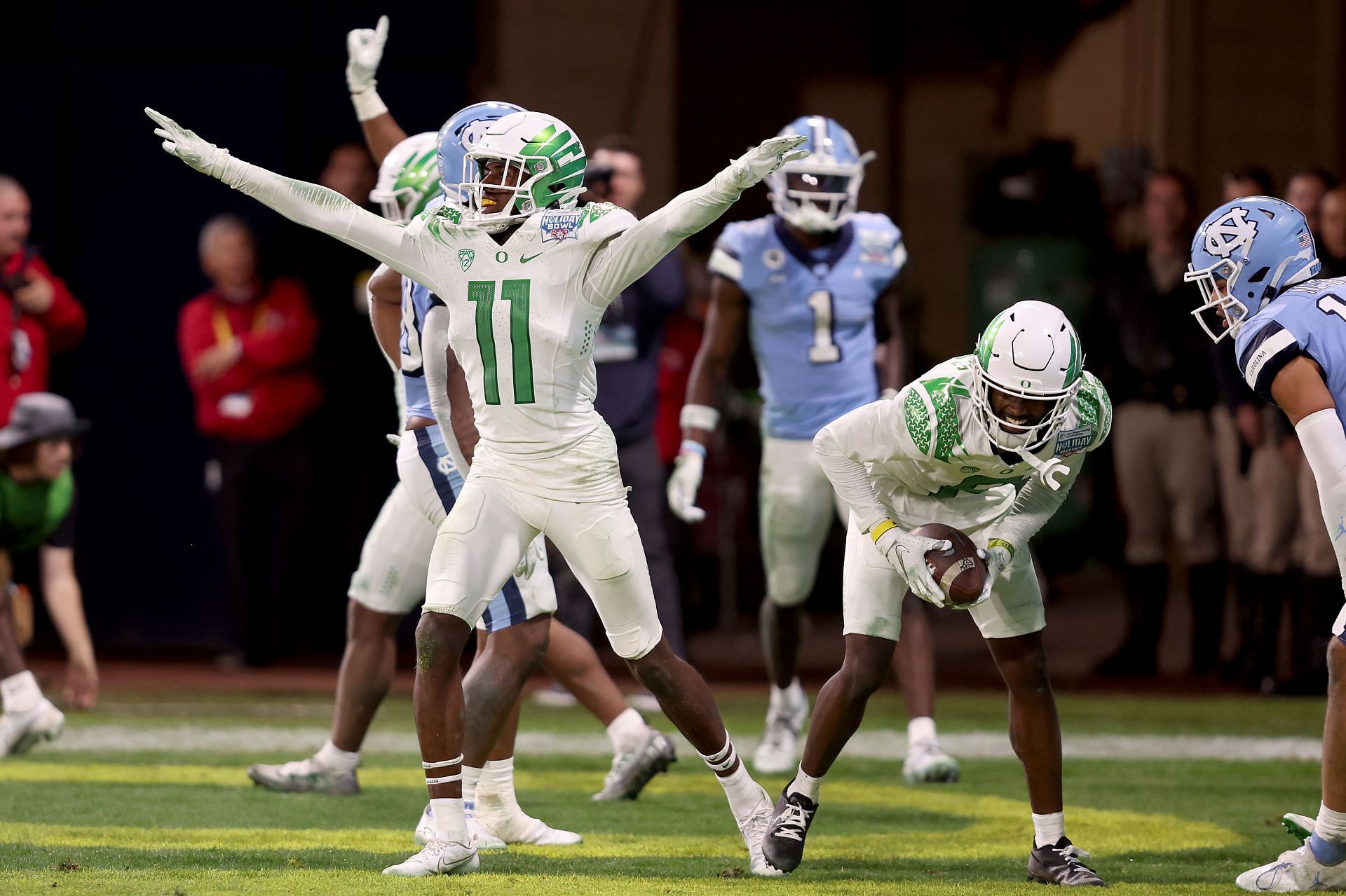 San Diego Credit Union Holiday Bowl - Oregon v North Carolina