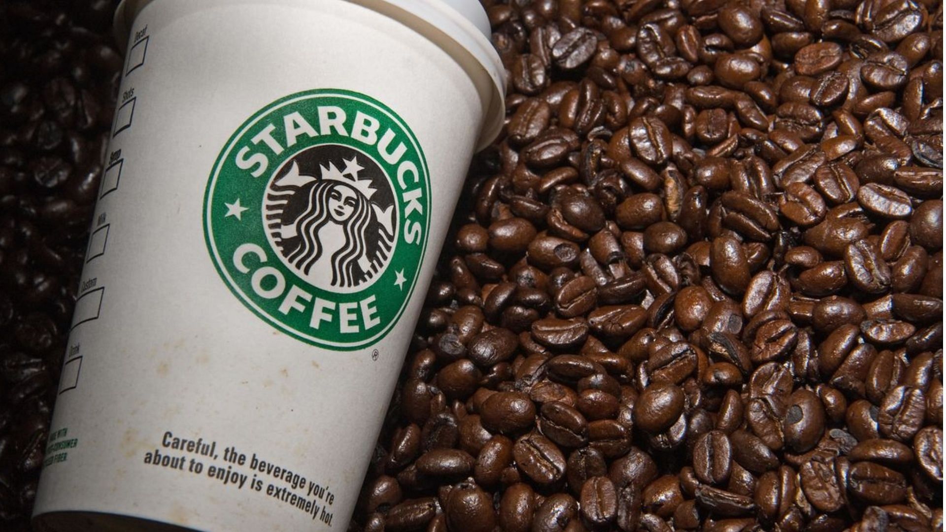 Starbucks begins to offer a 50% off on its cold beverages (Image via Paul J. Richards / Getty Images)