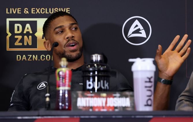 "Grow a pair" - Anthony Joshua condemned for failing to take 'constructive criticism'