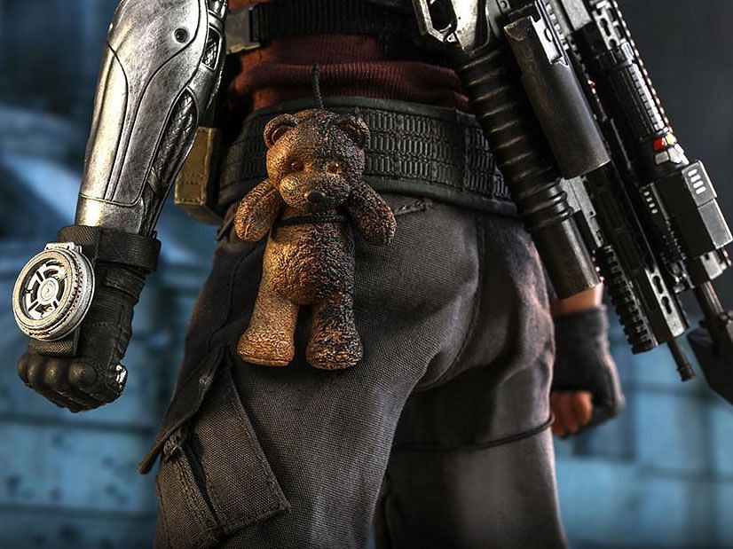 Cable&rsquo;s color-changing Teddy Bear (Image via 20th Century Studios)