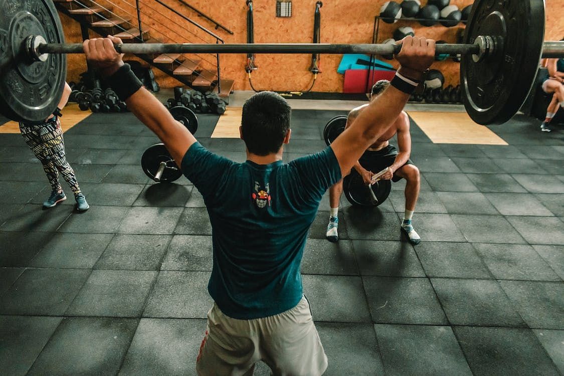 Certain exercises can cause fast-twitch fibers to fire. (Victor Freitas/Pexels)