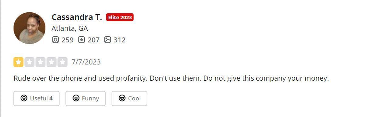A review seen on Yelp (Image via Yelp/ @Cassandra T.)