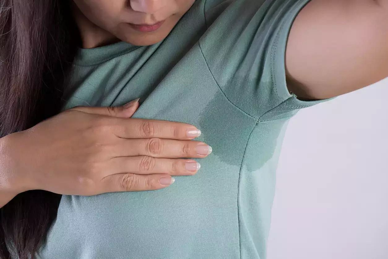Sweaty armpit (Image via Getty Images)