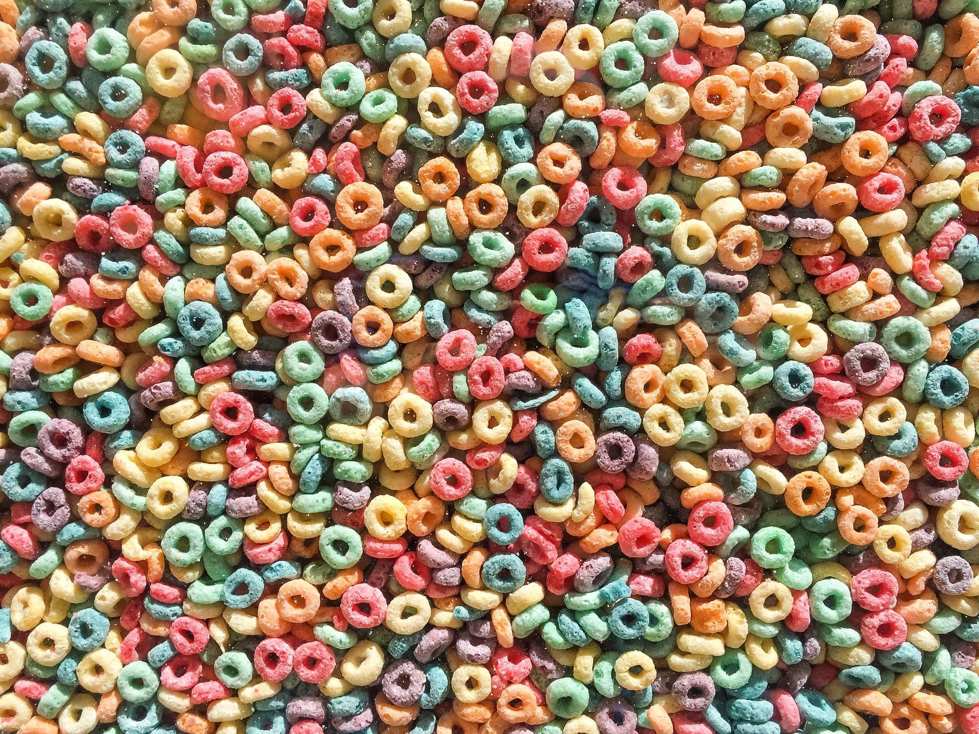 Cereals contain added sugars. (Image via Unsplash/Etienne Girardet)
