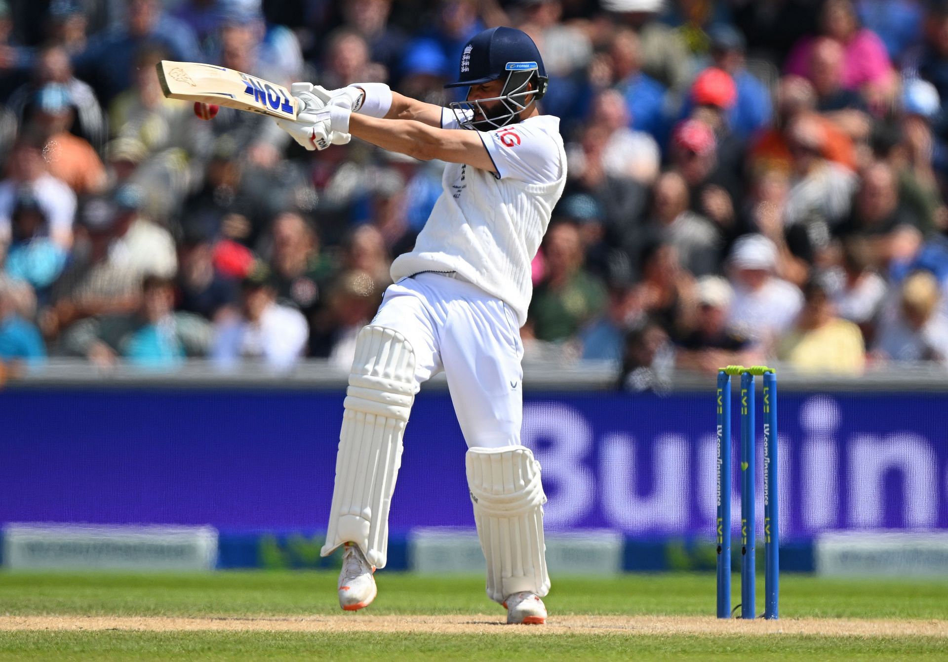 England v Australia - LV= Insurance Ashes 4th Test Match: Day Two