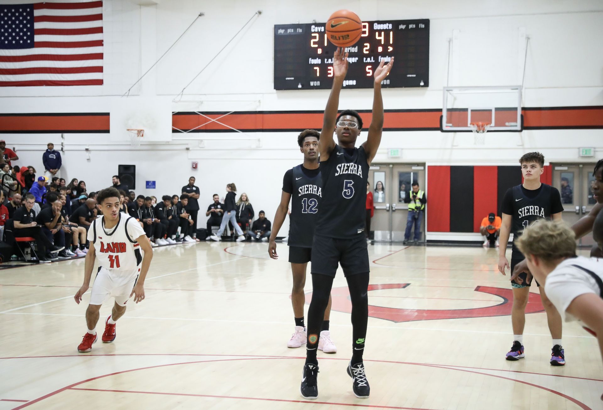 Sierra Canyon v Cleveland