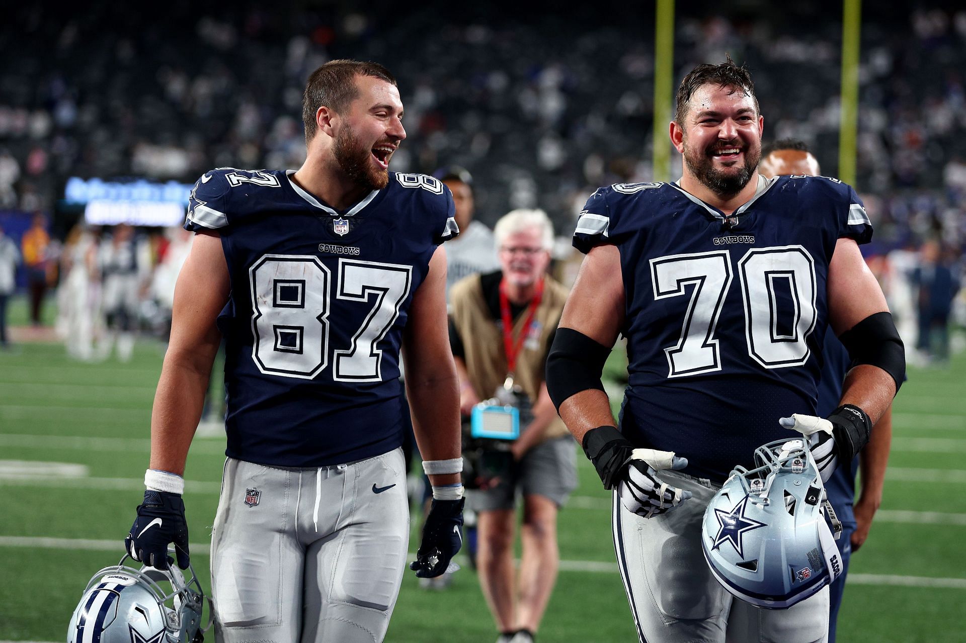 Not aboard: Cowboys OG Zack Martin misses team charter to training camp, National