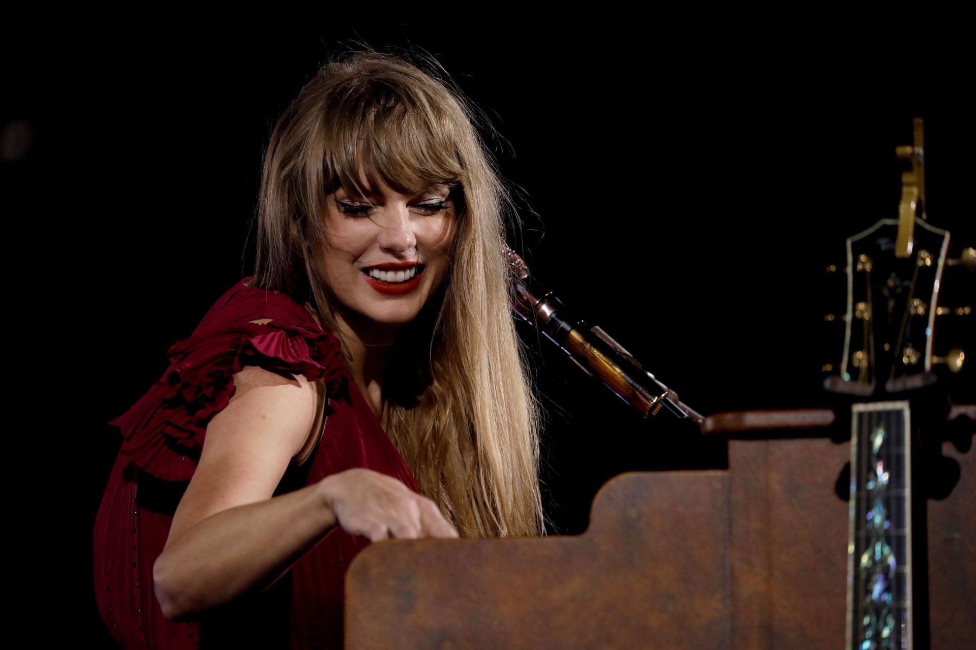 Taylor Swift at the  Soldier Field  in Chicago, Illinois on June 02, 2023 (Image via Getty Images).