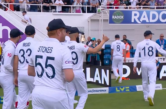 [Watch] England players wear their teammates' jerseys ahead of play on Day 3 of 5th Ashes Test in support of dementia victims